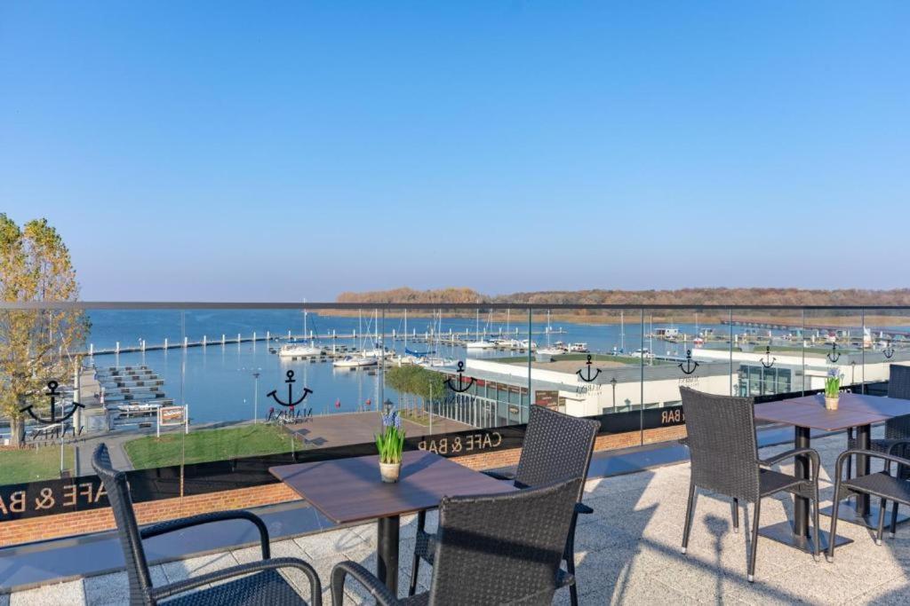 Marina Pallatium Cammin in Pommern Exterior foto